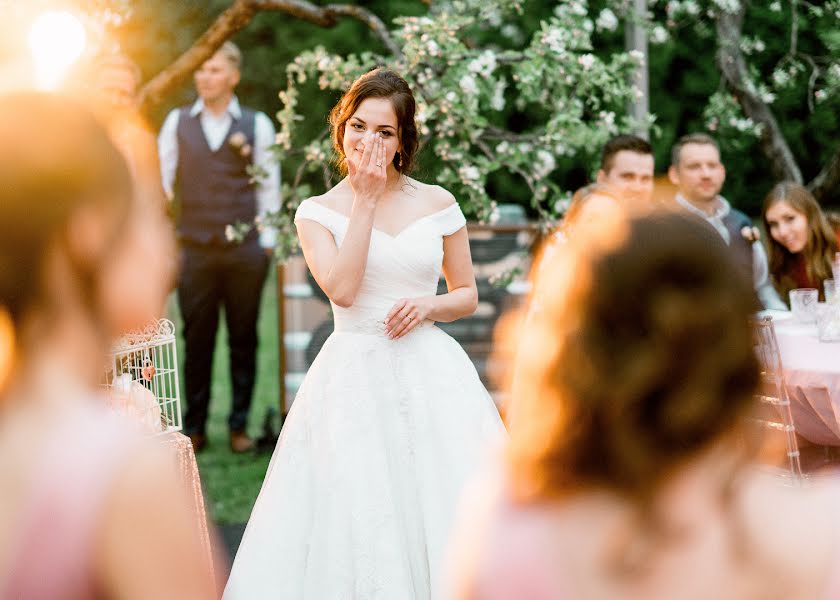 Fotógrafo de casamento Yuliya Zinoveva (juliz). Foto de 21 de março 2018