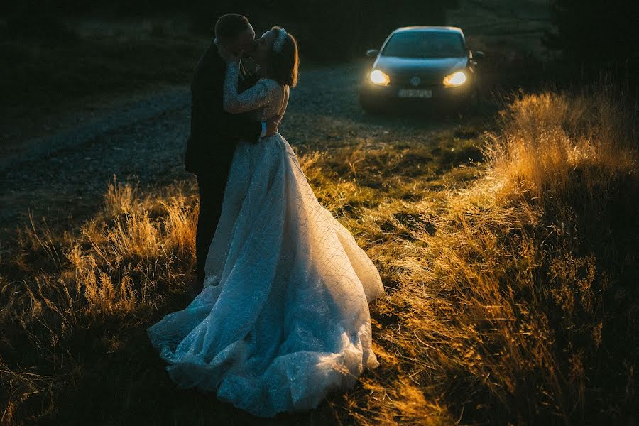 Fotógrafo de casamento Claudiu Boghina (claudiuboghina). Foto de 12 de outubro 2023