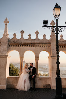 Fotógrafo de casamento Marta Kaczmarek (mkfotografia97). Foto de 3 de janeiro 2023