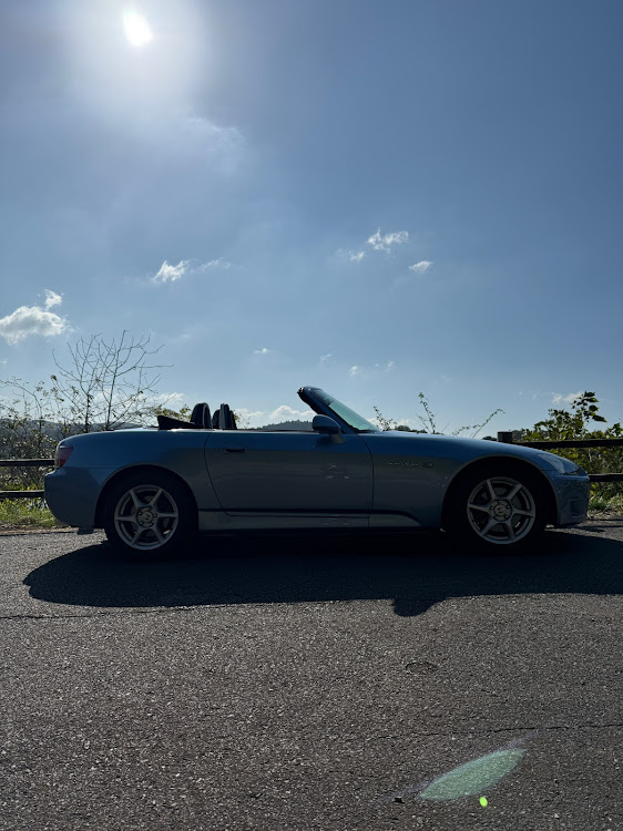 S2000のニュルブルクリンブルー・メタリック・ブルーレザー・RCS・青空と緑と風・秋の気配無しに関するカスタム事例の投稿画像3枚目