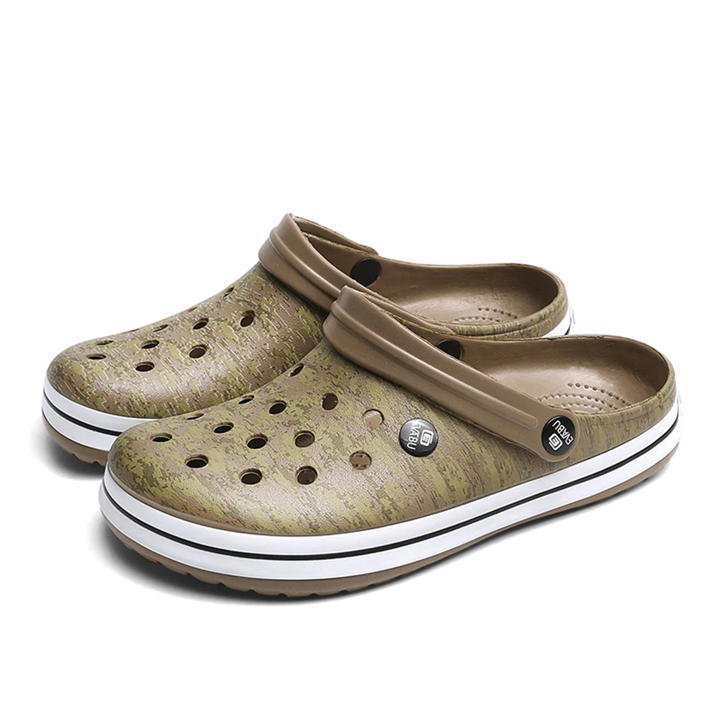 Title 15, Ademende strandslippers voor de zomer. Comforta...