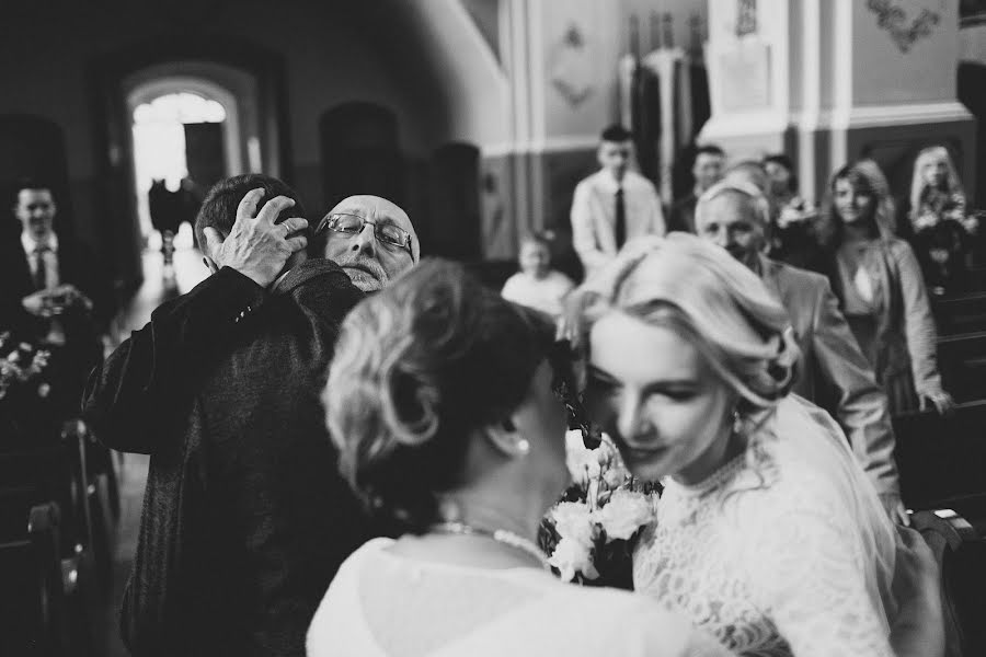 結婚式の写真家Andrey Kalitukho (kellart)。2016 5月31日の写真