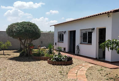 Maison avec piscine et jardin 2