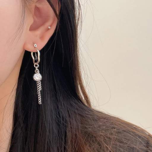 Title 5, Agate Crown Love Asymmetric Earrings for Women