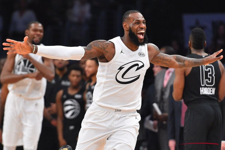 Lebron James s'en prend aux arbitres