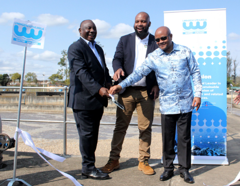 President Cyril Ramaphosa alongside water and sanitation minister, Senzo Mchunu.