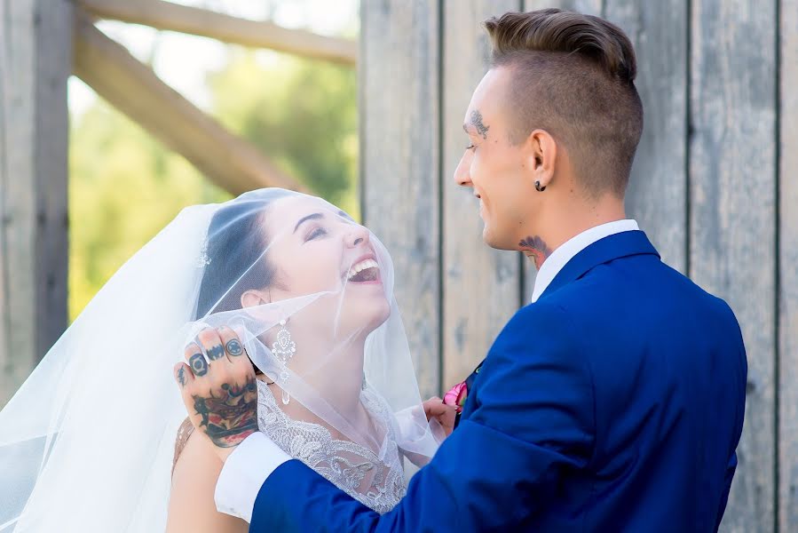 Wedding photographer Oleksandra Podgola (podgola). Photo of 30 September 2019