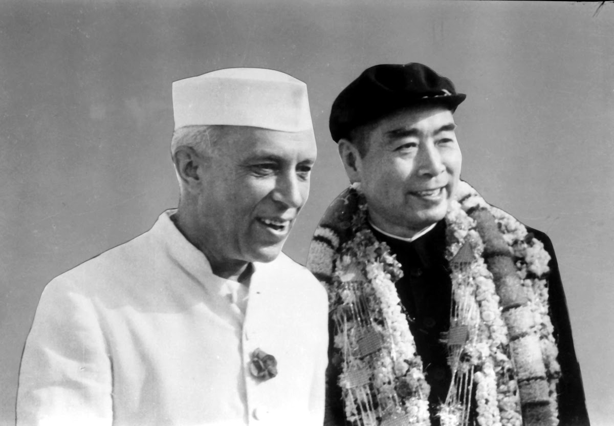 Pt. Nehru with Chinese Prime Minister Chou En Lai - Kulwant Roy ...