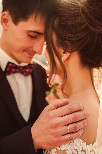 Fotógrafo de bodas Alena Polozhenceva (nimta). Foto del 10 de noviembre 2019