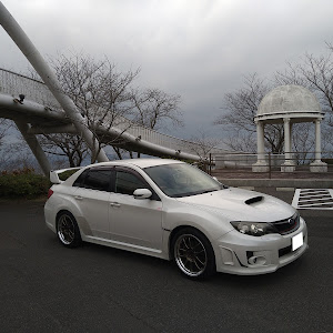 インプレッサ WRX STI GVB