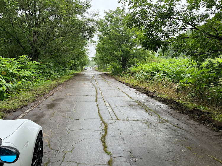 ロードスターのフラミ！2022・フラミ草刈ツーリング！・フラミの感度が3倍になる！・れおさん　道北さん&弾丸さんと協力して道幅拡げておきましたに関するカスタム事例の投稿画像5枚目