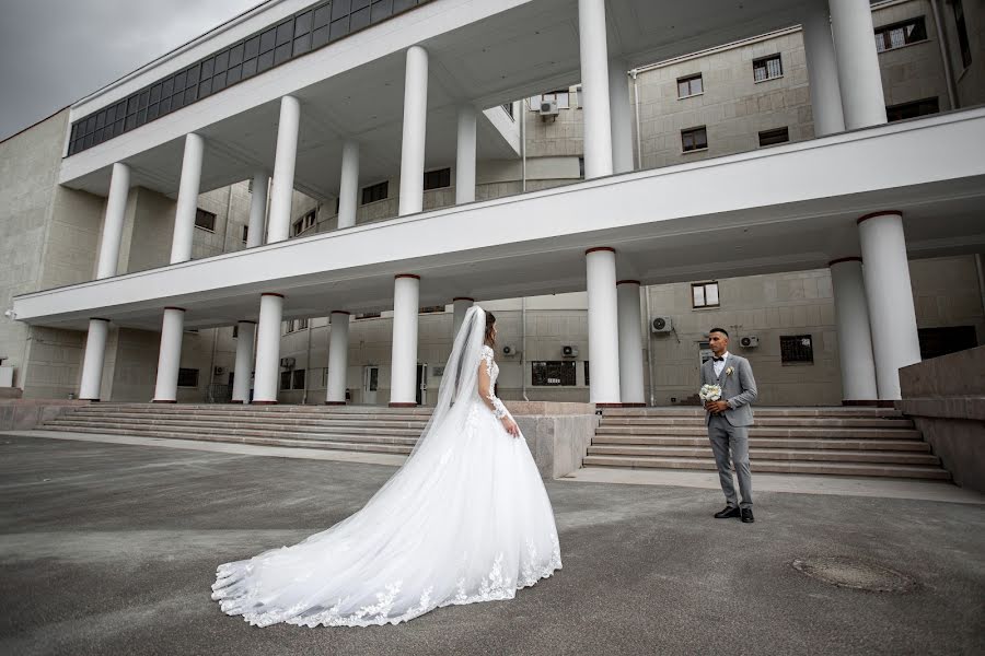 Fotograful de nuntă Aleksandr Shlyakhtin (alexandr161). Fotografia din 15 octombrie 2022