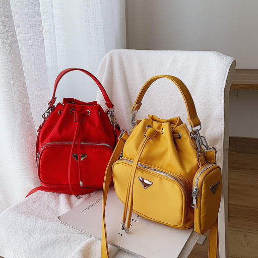 Title 7, Nylon Bucket Handbag European Station Personali...