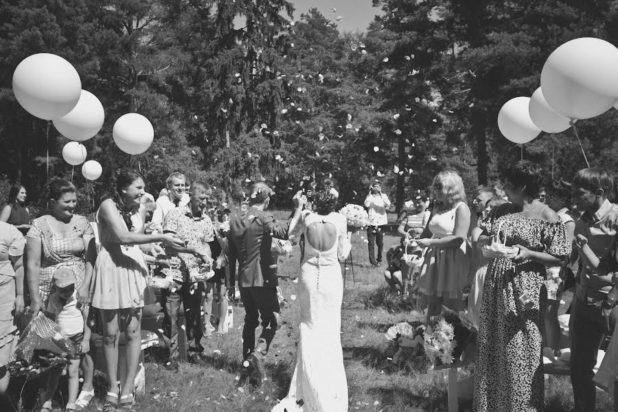 Fotógrafo de bodas Iana Razumovskaia (ucatana). Foto del 11 de junio 2015