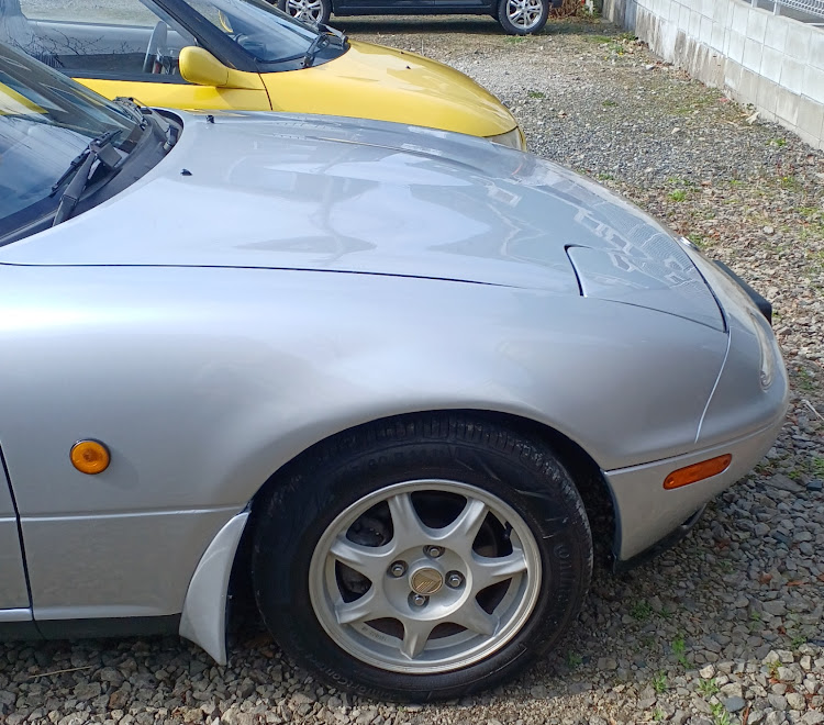 ロードスターの鳥糞被害に関するカスタム事例の投稿画像1枚目