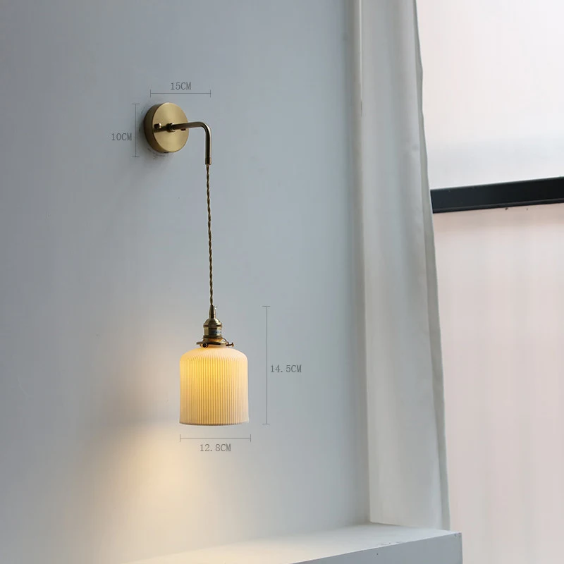 B&B Woonkamer Wandlamp met trekkoord voor studie, stijlvol lichtontwerp, flexibel verstelbaar en perfect voor lezen.
