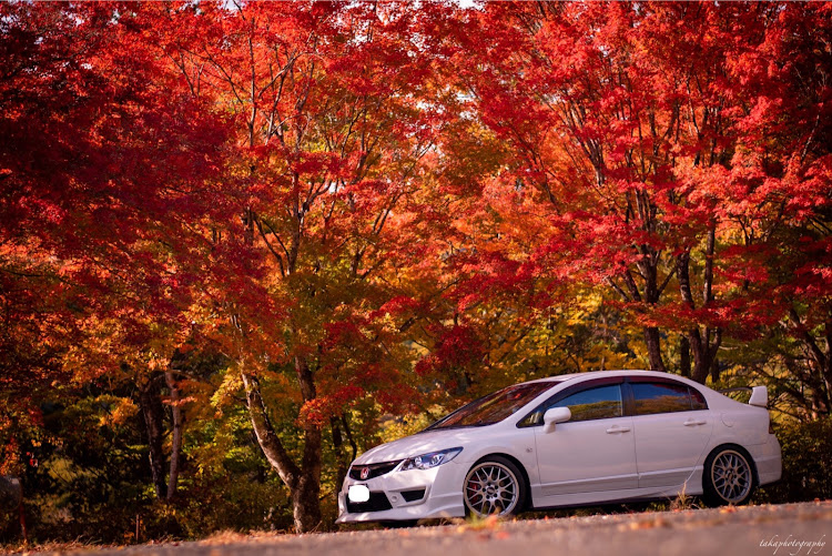 シビックのドライブスポット・FD2・シビック FD2・紅葉に関するカスタム事例の投稿画像1枚目