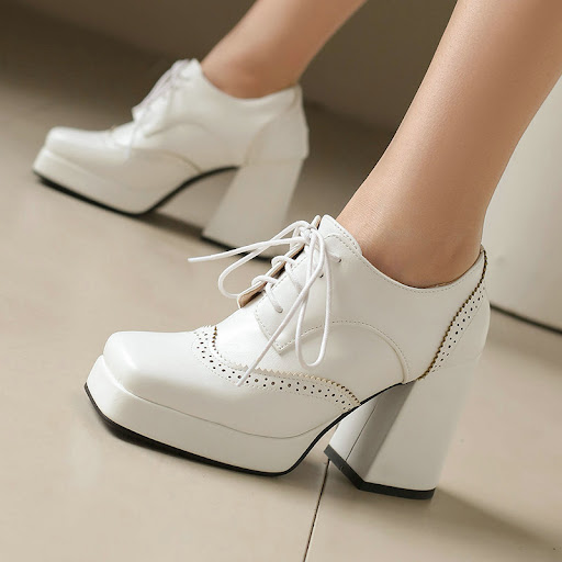 Title 2, British Brogue Womens Shoes Carved Square Toe ...