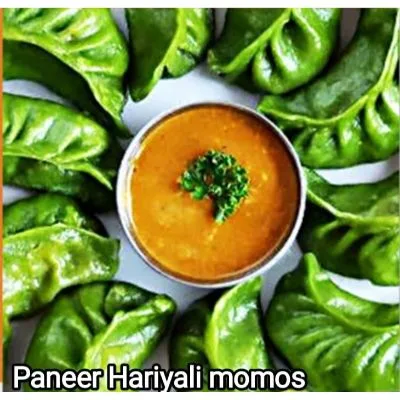 Paneer Haryali Momos