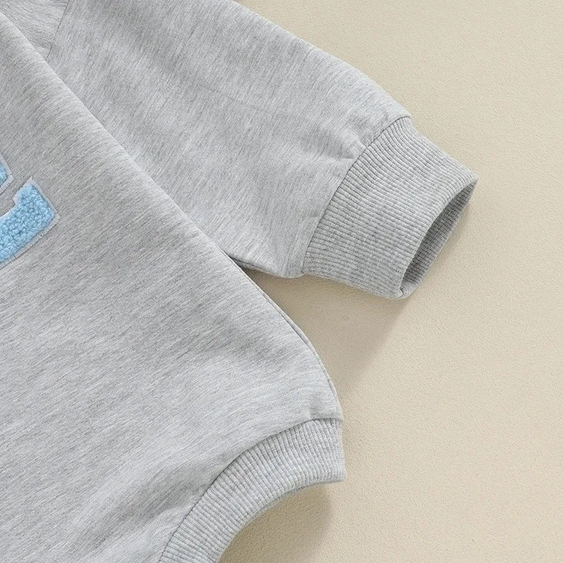 Title 13, Macacão Baby Jumpsuit Banquet Romper ONE Embroi...
