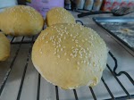 Hamburger Buns (Bread Machine) was pinched from <a href="http://thailand1dollarmeals.com/recipe/hamburger-buns-bread-machine/" target="_blank" rel="noopener">thailand1dollarmeals.com.</a>