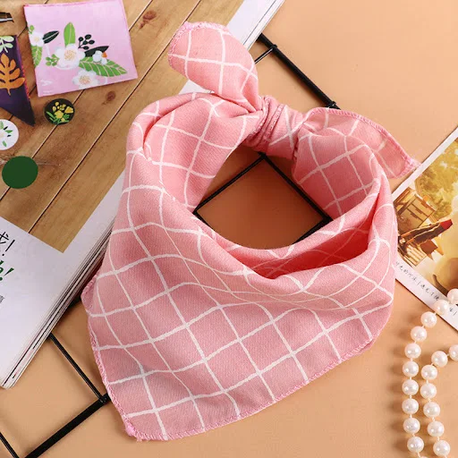 Fashion Plaid Dots Style Pet Bandanas Cotton Washable Dog Bandanas Scarf Bowties Collar Pet Square Bib For Puppies Kitte