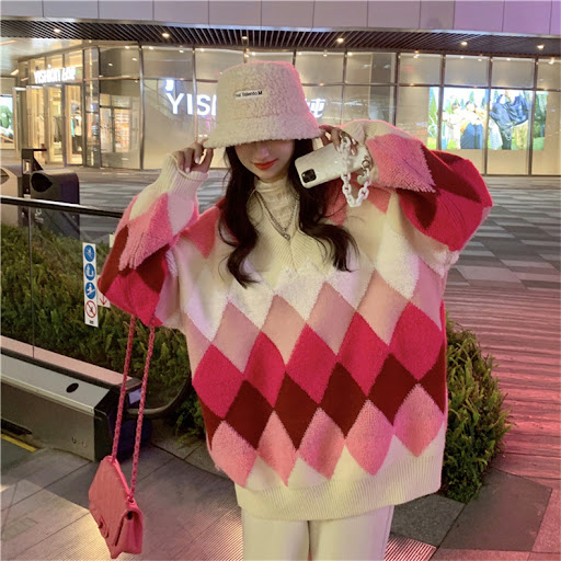 Title 28, Breathable And Heat-preserving Pullover Sweater