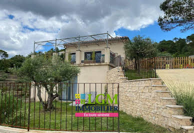 House with pool and terrace 3