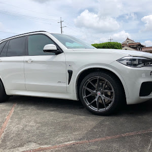 X5