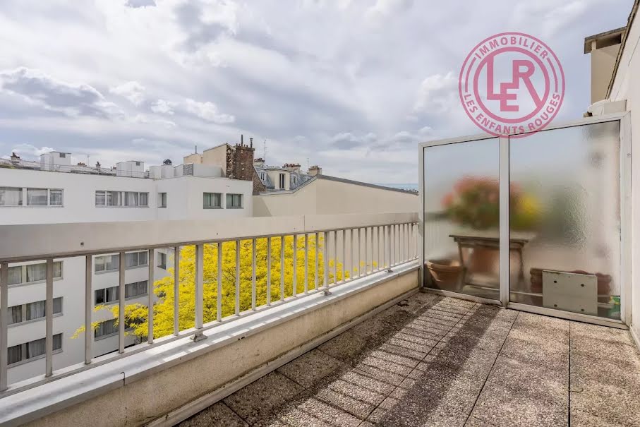 Location meublée appartement 2 pièces 48 m² à Paris 11ème (75011), 1 990 €