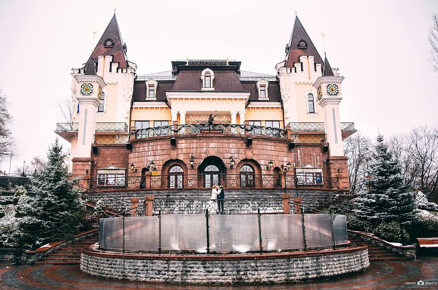 Fotógrafo de bodas Dmitriy Burgela (djohn3v). Foto del 7 de marzo 2016