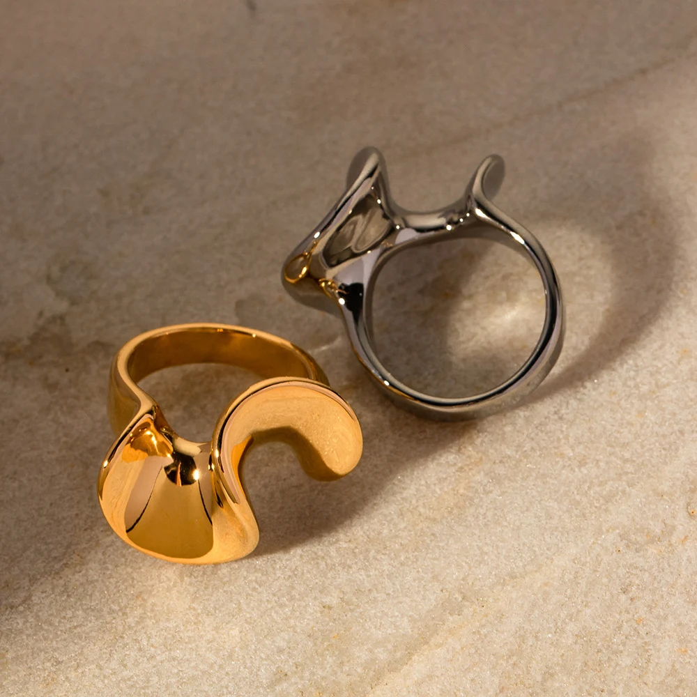 Title 1, Ruffled Edge Ring