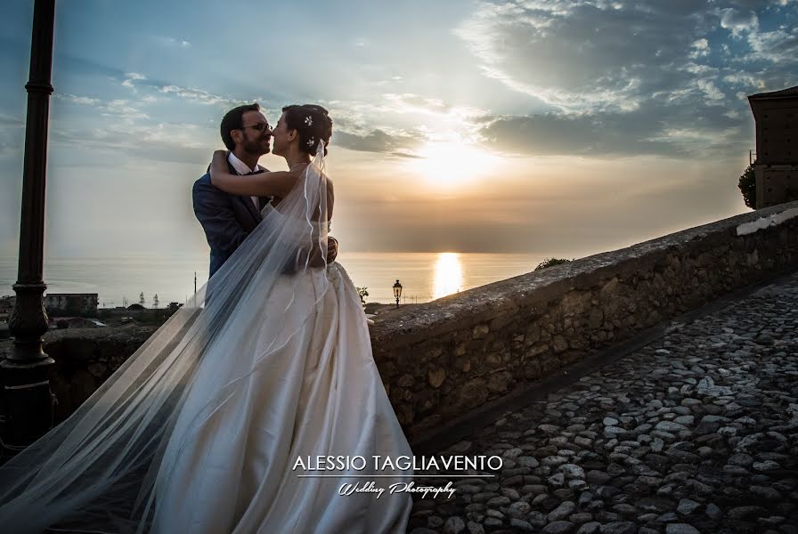 婚礼摄影师Alessio Tagliavento（alessiotagliave）。2017 10月12日的照片