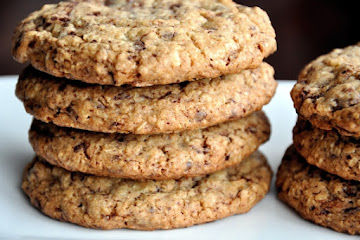 Blended Oatmeal Chocolate Chip Cookies