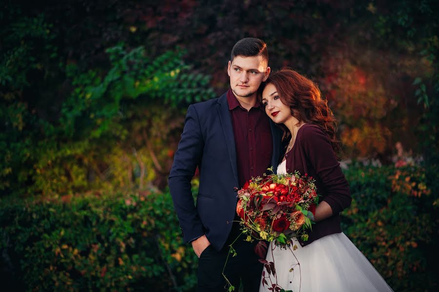 Fotógrafo de casamento Anna Kolmakova (anutakolmakova). Foto de 24 de outubro 2017