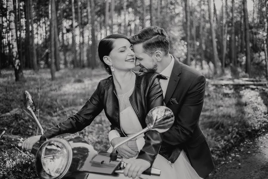 Wedding photographer Szymon Bartos (bartosfoto). Photo of 21 December 2018