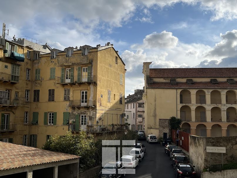 Vente appartement 1 pièce 52.32 m² à Bastia (20200), 80 000 €