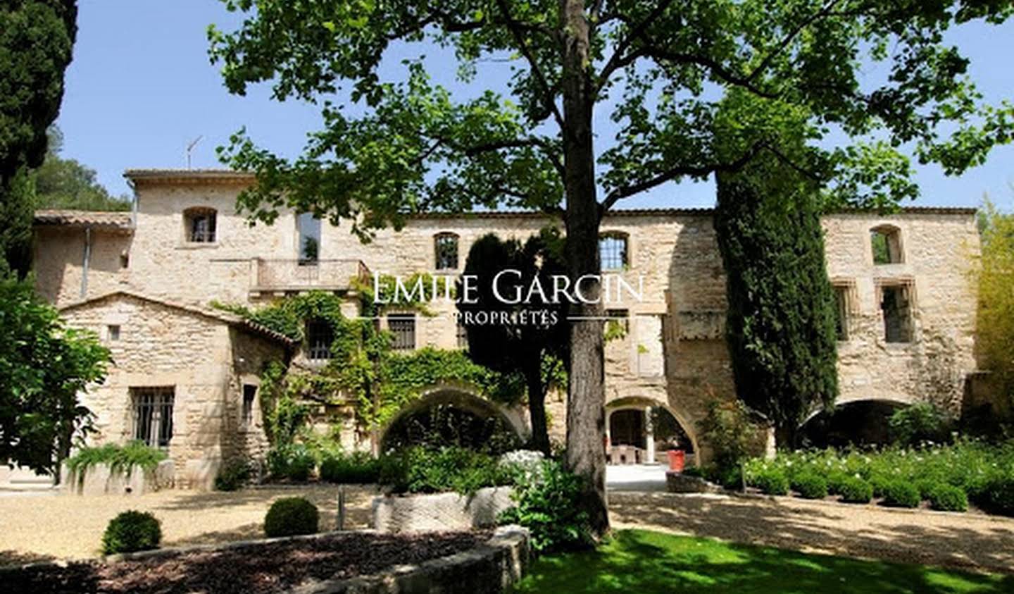 Propriété avec piscine et jardin Maussane-les-Alpilles