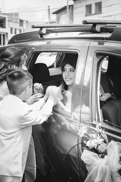 Fotógrafo de casamento Leonel Ramirez (leonelramirez). Foto de 15 de outubro 2018