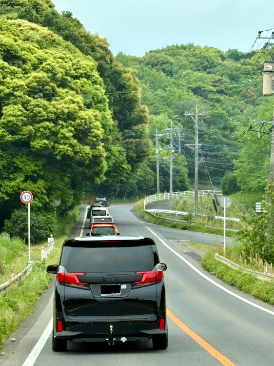 ハイエースワゴンのいつもイイネ&コメントありがとうございます🙇‍♂️・ツーリング・アジフライツアー・カメラマン沢山・撮るの楽しいに関するカスタム事例の投稿画像3枚目