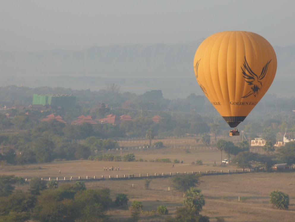 Golden Eagle Ballooning - bagan