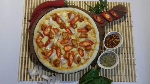 Chicken Hot Pizza