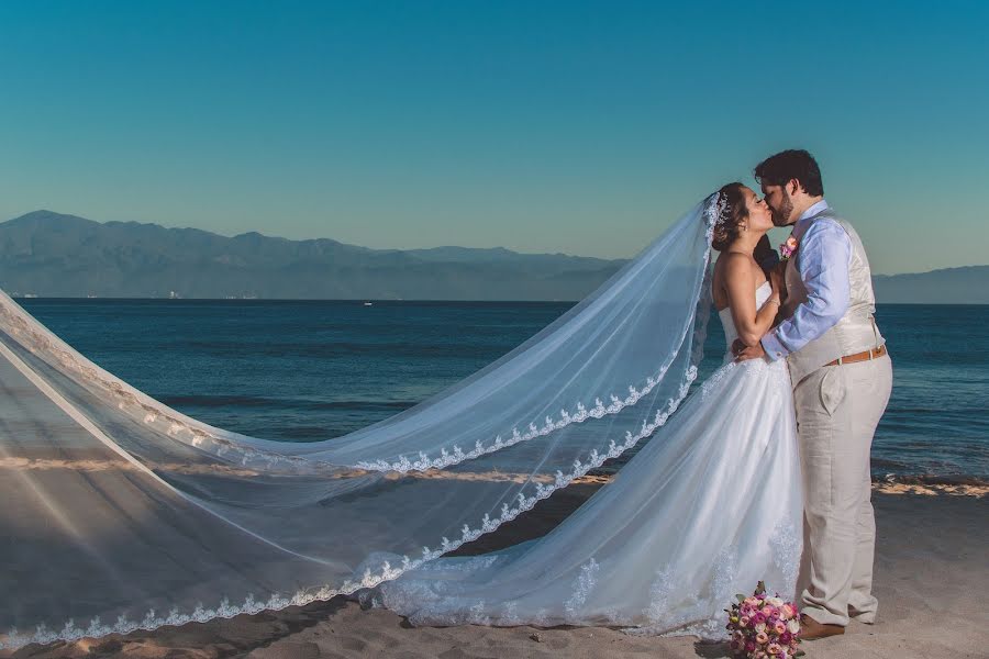 Fotograful de nuntă Alejandro Lopez Ramos (yoasin). Fotografia din 10 aprilie 2019