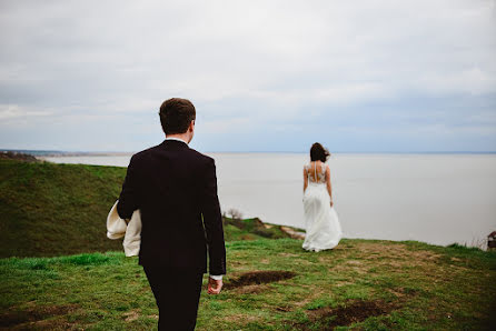 Fotógrafo de casamento Elena Storozhok (storozhok). Foto de 14 de maio 2018