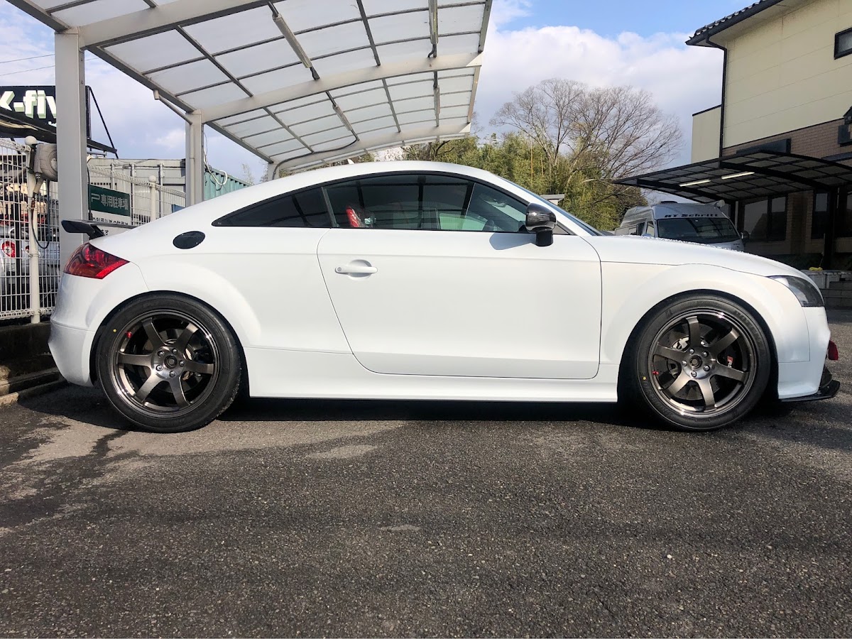 期間限定で特別価格 アウディ AUDI TT クーペ A4 型式:GH-8NBAMF 鍛造 ホイールスペーサー 20mm 専用ボルト10本付  STOLZ スペーサー