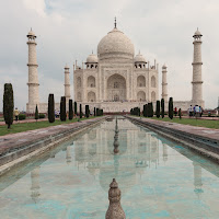 Taj Mahal di 