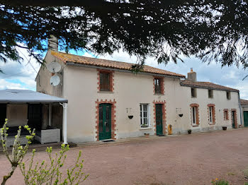 maison à Argentonnay (79)