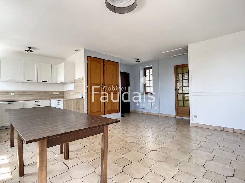 Vente appartement 4 pièces 96 m² à Grandcamp-Maisy (14450), 158 000 €