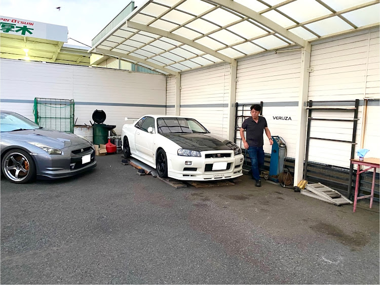 スカイライン GT-RのVERUZA・ＦamiＲyＳに関するカスタム事例の投稿画像8枚目