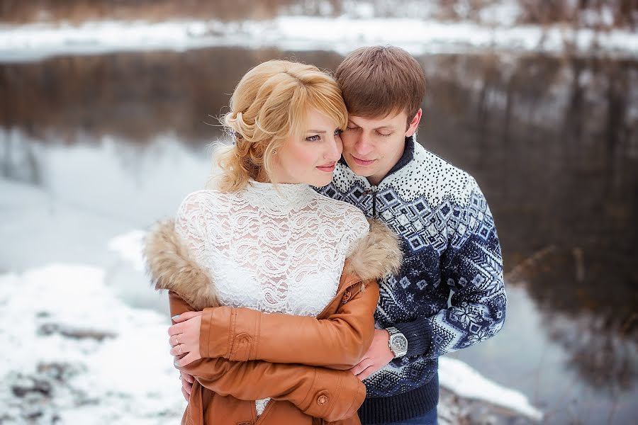 Свадебный фотограф Ирина Тихомирова (bessonniza). Фотография от 11 января 2016